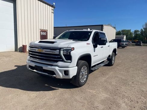 Used 2024 Chevrolet Silverado 2500 LTZ w/ LTZ Plus Package AWD/4WD image 5