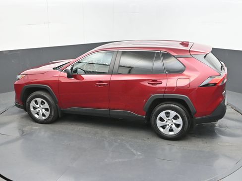 Used 2023 Toyota RAV4 LE FWD image 37