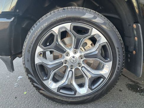 Used 2022 RAM 1500 Limited w/ Body-Colour Bumper Group image 29