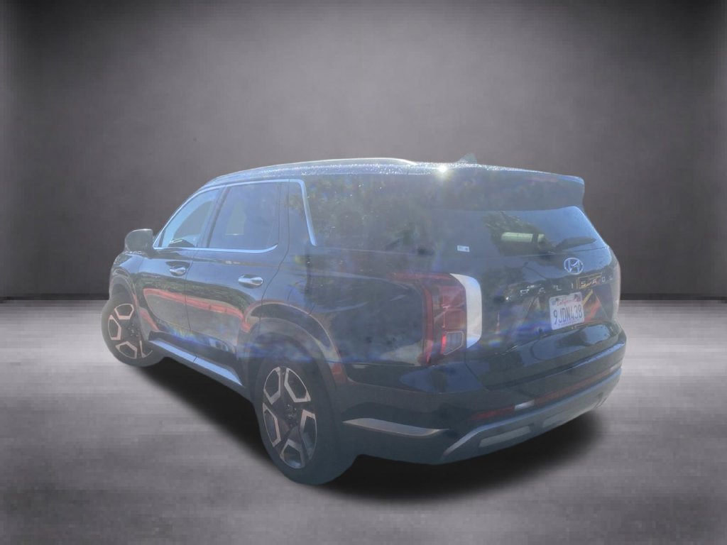 Used 2024 Hyundai Palisade SEL FWD image 4