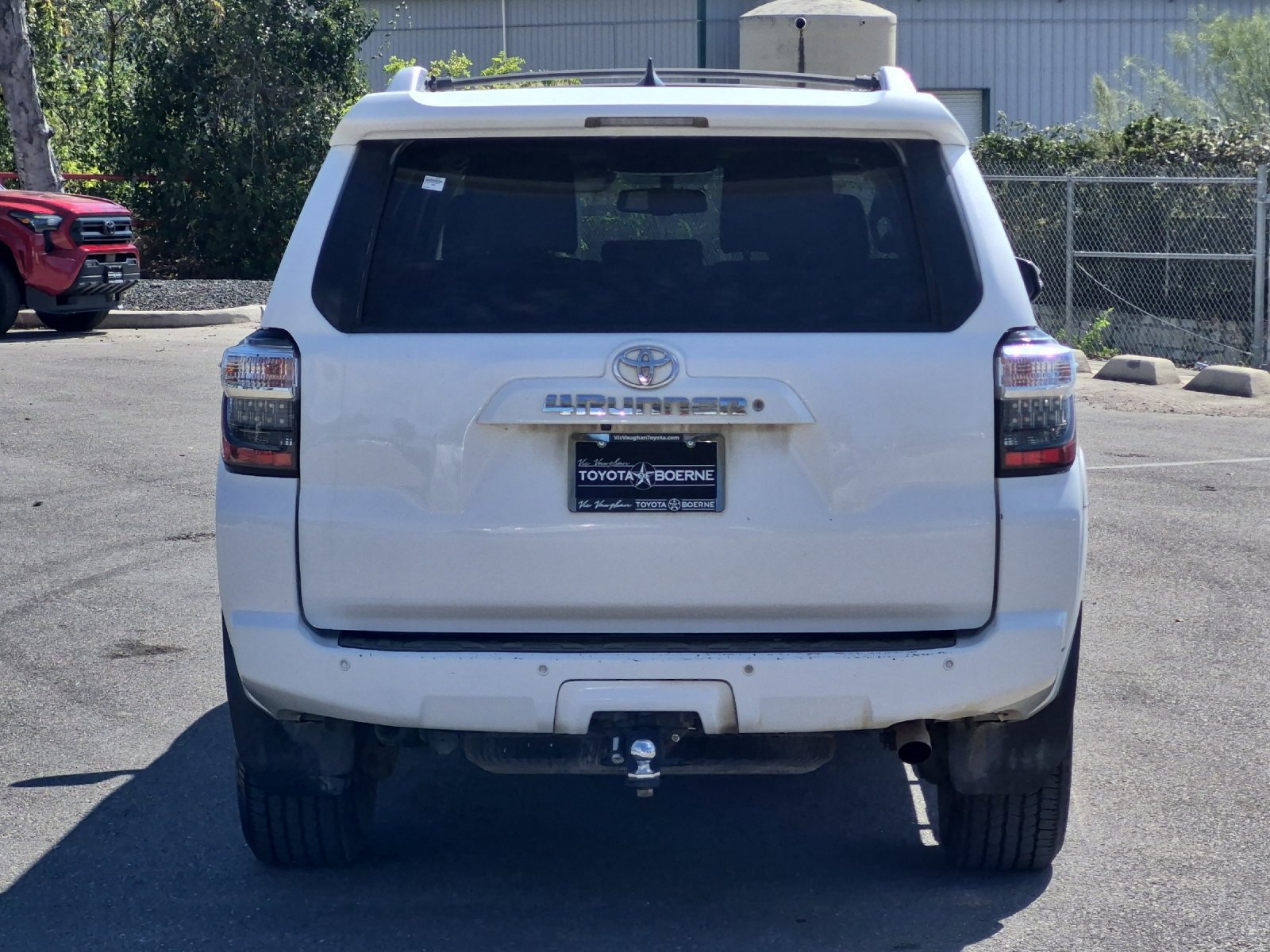 Used 2018 Toyota 4Runner SR5 Premium RWD image 4