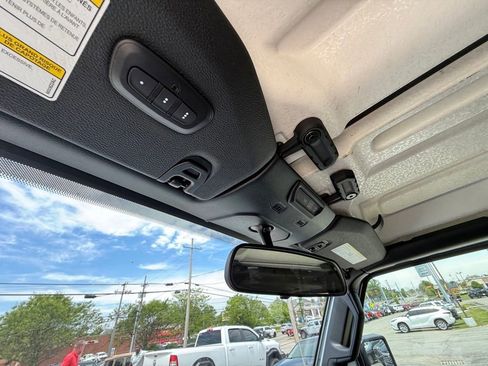 Used 2023 Jeep Gladiator Sport AWD/4WD image 22