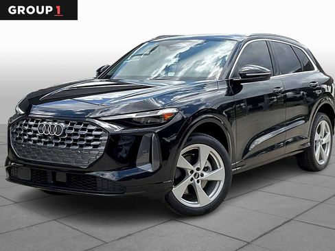 New 2025 Audi Q5 Premium Plus image 1