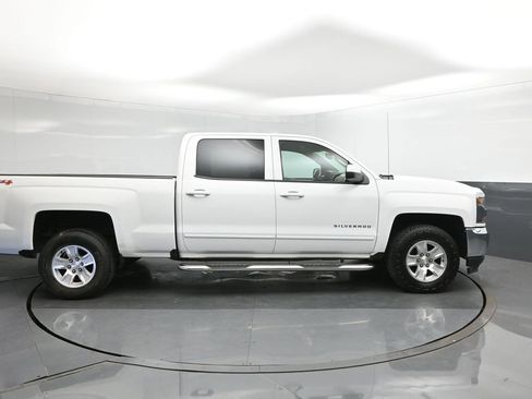 Used 2017 Chevrolet Silverado 1500 LT image 25