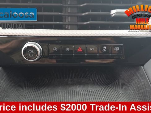 Used 2026 Ford Explorer Active RWD image 21