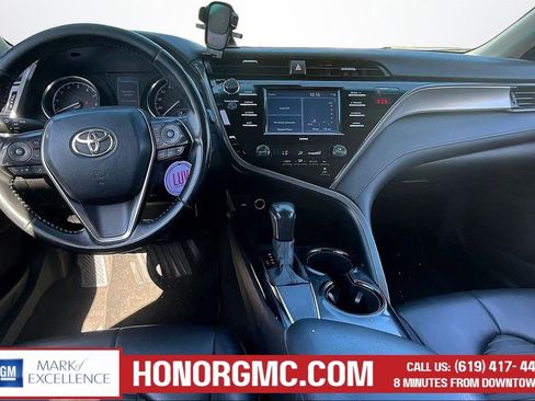 Used 2020 Toyota Camry SE w/ Convenience Package image 7