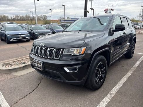 Used 2018 Jeep Grand Cherokee Laredo RWD image 14