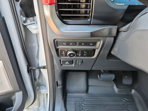 Used 2024 Ford F150 Raptor image 33