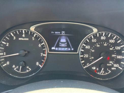 Used 2019 Nissan Pathfinder SV w/ SV Tech Package AWD/4WD image 19