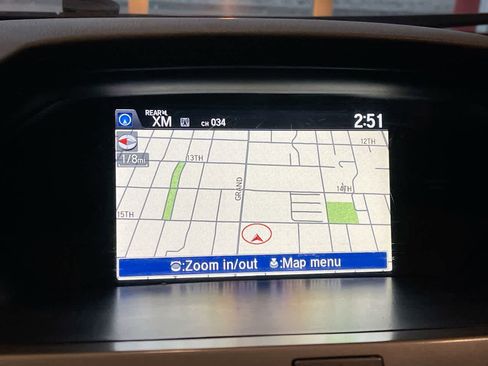 Used 2016 Honda Odyssey Touring Elite image 18