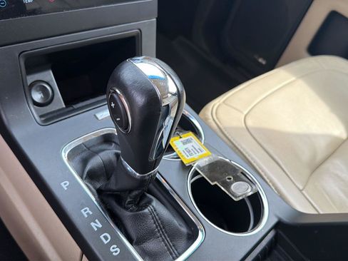Used 2019 Ford Flex Limited w/ Equipment Group 301A FWD image 27