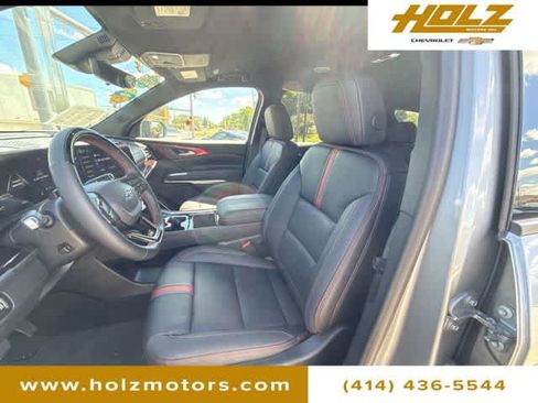 Certified 2026 Chevrolet Traverse RS AWD/4WD image 18