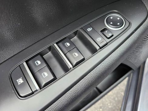 Used 2023 Kia Forte LXS image 30