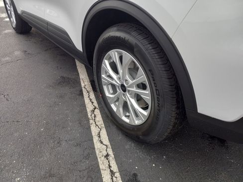 New 2026 Ford Escape Active image 10