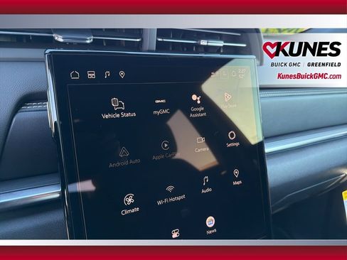 New 2026 GMC Terrain Elevation w/ Elevation Premium Package image 17