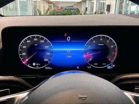 Used 2025 Mercedes-Benz GLA 250 image 25