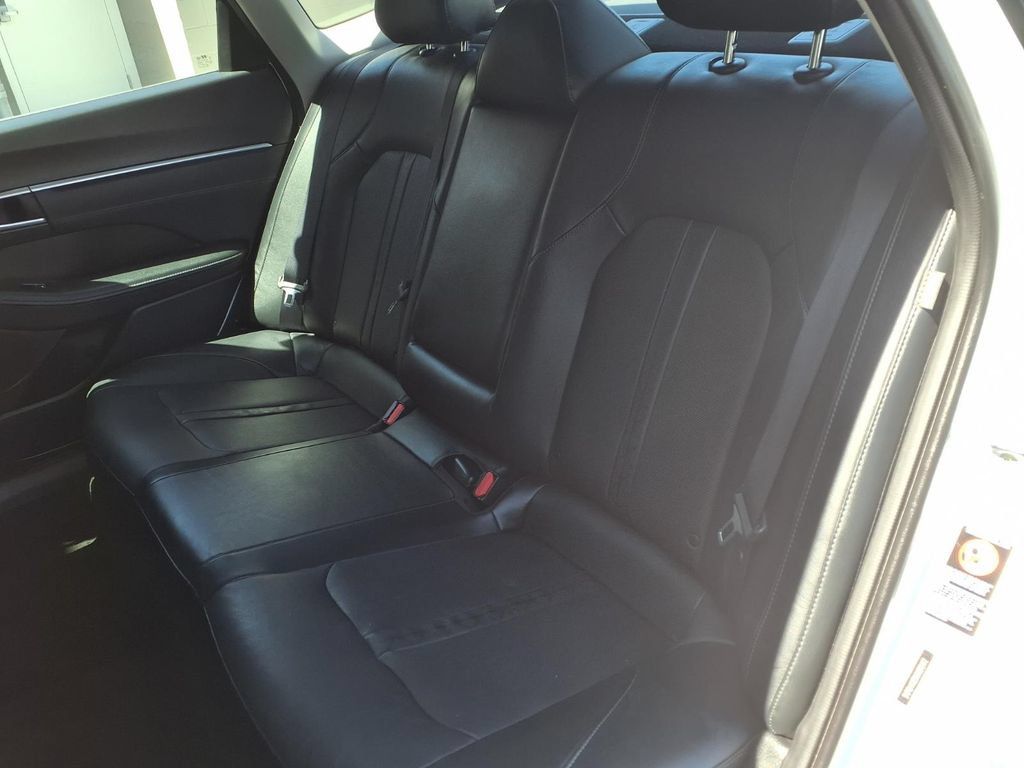 Used 2021 Hyundai Sonata Limited FWD image 22