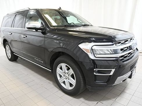 Used 2024 Ford Expedition Max Platinum AWD/4WD image 16