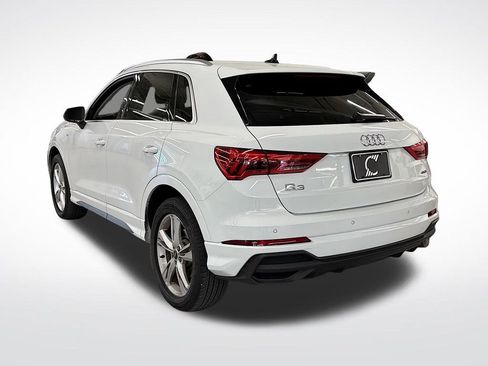 Used 2024 Audi Q3 2.0T Premium Plus w/ Premium Plus Package AWD/4WD image 3