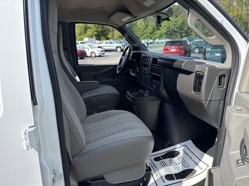 New 2025 Chevrolet Express 2500 w/ Driver Convenience Package image 21