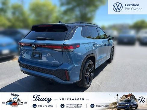 Certified 2025 Volkswagen Tiguan SE R-Line AWD/4WD image 8