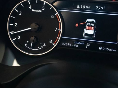 Used 2023 Nissan Rogue SV w/ SV Premium B Package FWD image 24