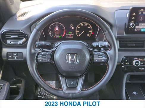 Certified 2023 Honda Pilot TrailSport image 15