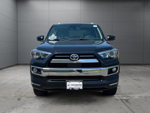 Used 2020 Toyota 4Runner Limited AWD/4WD image 8