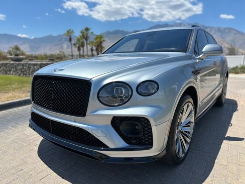 Used 2023 Bentley Bentayga Speed AWD/4WD image 7