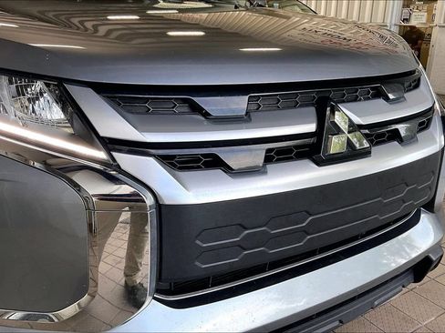 Used 2022 Mitsubishi Outlander Sport SE FWD image 26