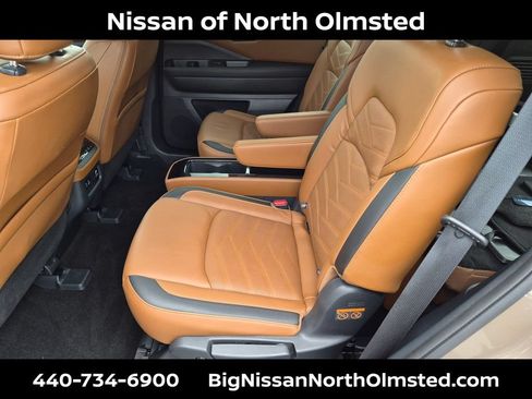 Used 2023 Nissan Pathfinder Platinum w/ Lighting Package (N92) AWD/4WD image 24
