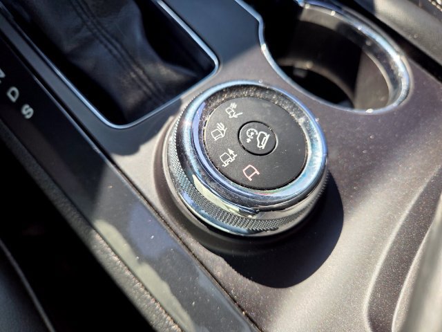 Used 2018 Ford Explorer Platinum AWD/4WD image 30