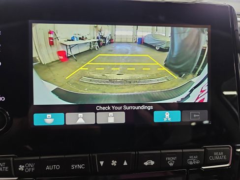 Used 2023 Honda Odyssey Elite image 9