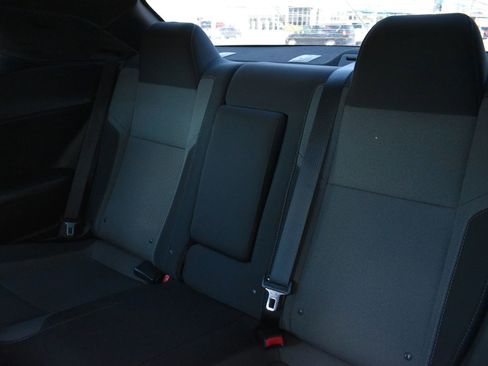 Used 2016 Dodge Challenger R/T image 16