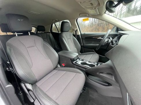 Certified 2023 Buick Envision Preferred w/ Sport Touring Package image 11