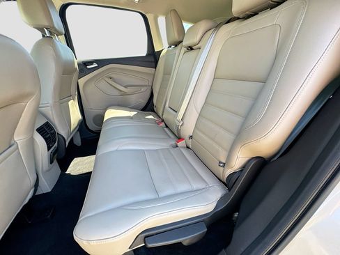 Used 2017 Ford Escape Titanium FWD image 29