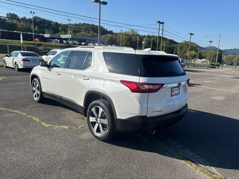 Used 2018 Chevrolet Traverse LT FWD image 6