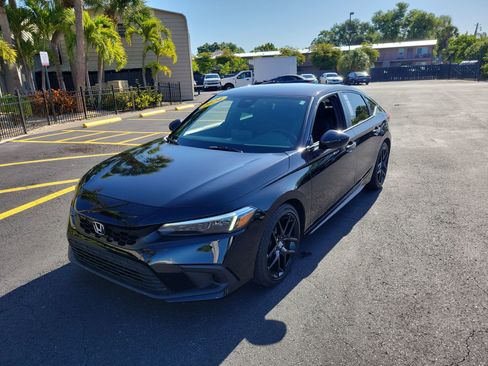 Used 2024 Honda Civic Sport image 8