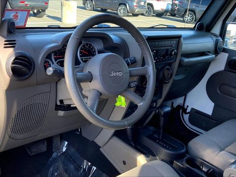 Used 2009 Jeep Wrangler Rubicon w/ Dual Top Group image 15