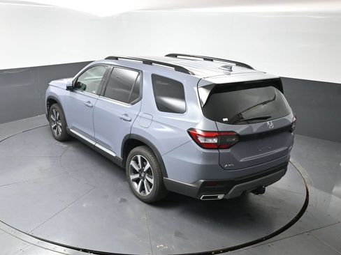 Used 2025 Honda Pilot Elite image 21
