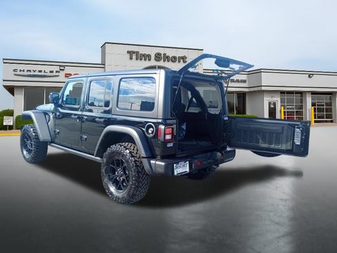 Used 2024 Jeep Wrangler Unlimited Sport AWD/4WD image 9