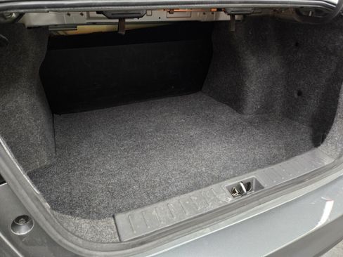 Used 2025 Nissan Versa S w/ Trunk Package FWD image 9