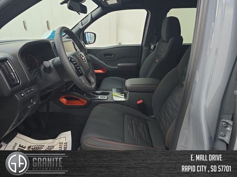 New 2026 Nissan Frontier PRO-4X w/ Pro-4x Convenience Package AWD/4WD image 9