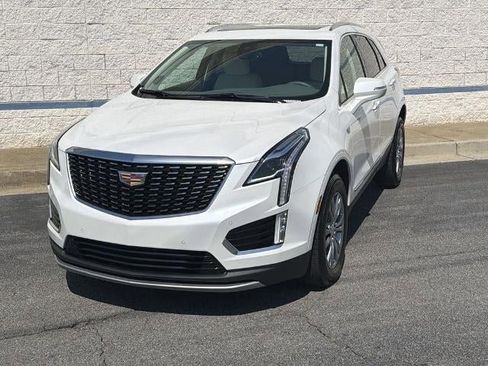 Certified 2023 Cadillac XT5 Premium Luxury AWD/4WD image 3