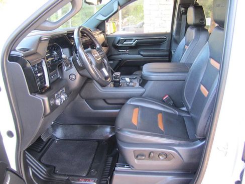 Used 2023 GMC Sierra 1500 AT4 w/ Technology Package image 12