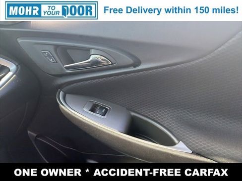 Used 2025 Chevrolet Malibu LT FWD image 25