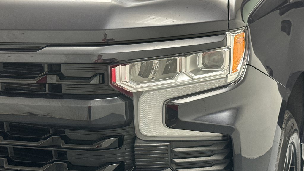 Used 2022 Chevrolet Silverado 1500 RST w/ Protection Package AWD/4WD image 21