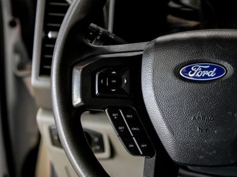 Used 2022 Ford F350 XL w/ STX Appearance Package AWD/4WD image 15