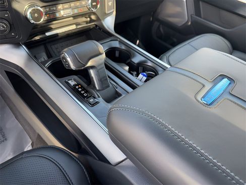 New 2025 Ford F150 Platinum w/ FX4 Off-Road Package image 37