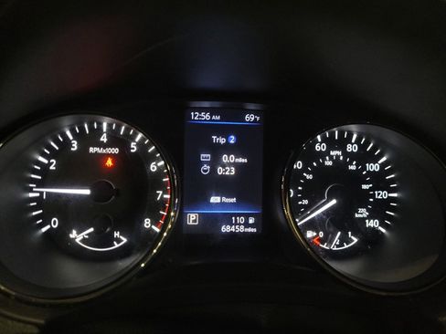 Used 2019 Nissan Rogue S AWD/4WD image 23